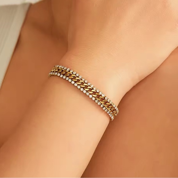 New Bracelet 18K Gold Plated Stainless Steel Three Layers Bracelet - Picture 2 of 6
